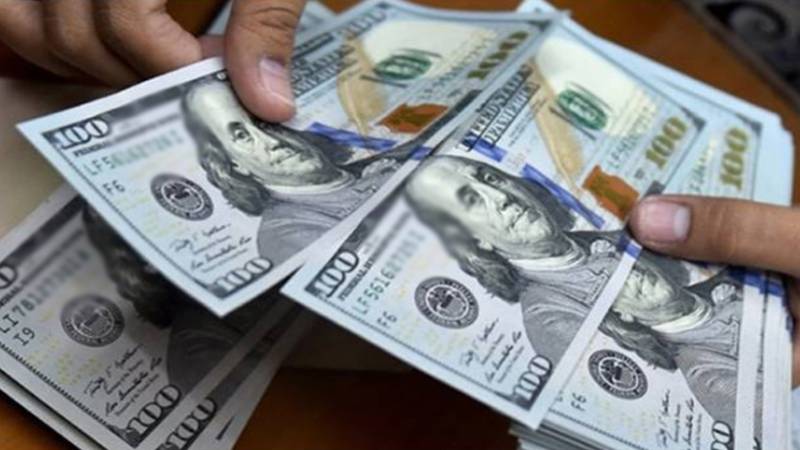 روپے کی قدر میں کمی برقرار، اسٹاک مارکیٹ میں مثبت اختتام