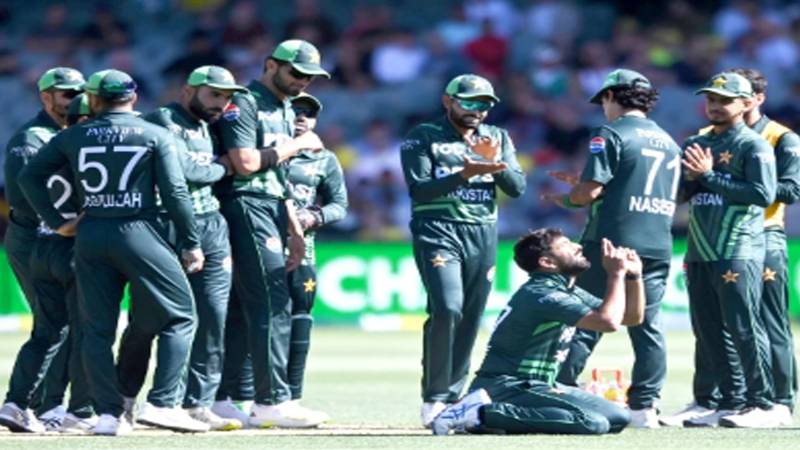 پاکستان نے ایڈیلیڈ میں 28 سال بعد ون ڈے میچ جیت کر سیریز 1-1 سے برابر کی
