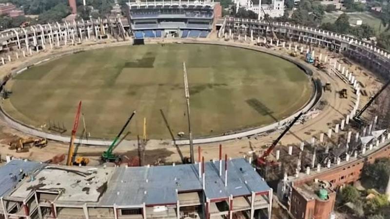 قذافی اسٹیڈیم کی ترقیاتی کاموں کا معائنہ، چیمپئنز ٹرافی سے قبل مکمل تیاری کا عزم