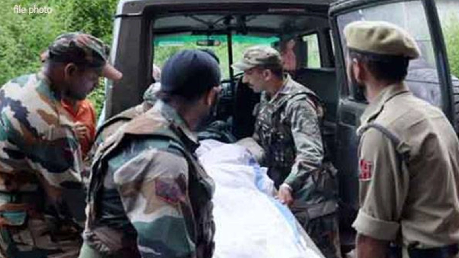 بھارتی فوج میں خودکشیوں کا بڑھتا ہوا رجحان، 800 سے زائد جوانوں کی خودکشی