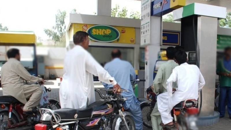 پیٹرولیم مصنوعات کی قیمتوں میں مزید اضافے کا امکان