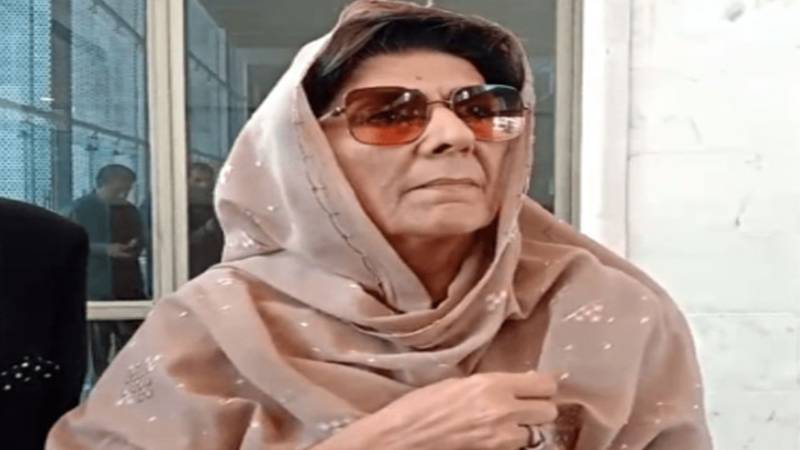 عمران خان نے کہا ہے کہ 24 تاریخ کا احتجاج مطالبات ماننے تک جاری رہے گا، علیمہ خان