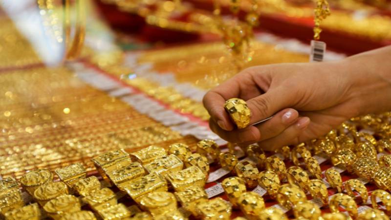 سونے کی قیمتوں میں عالمی اور مقامی سطح پر آج ایک بڑا اضافہ