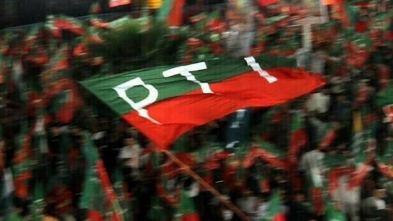 پی ٹی آئی کی 24 نومبر کو احتجاجی کال: فیصلہ کاہنہ اور مینار پاکستان جلسوں پر عوامی پذیرائی نہ ملنے پر کیا گیا