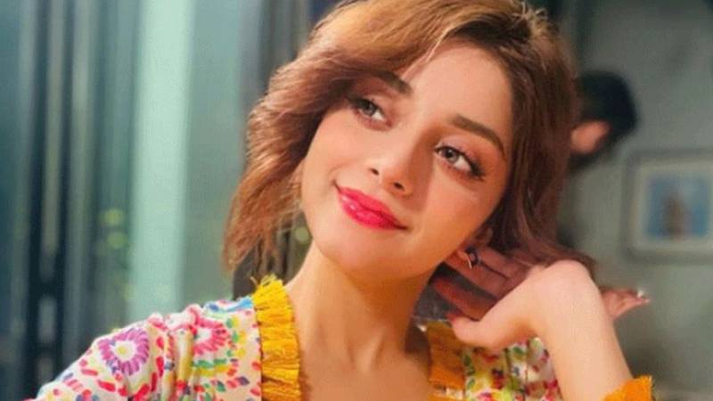 علیزے شاہ کی بولڈ ویڈیو پر سوشل میڈیا پر شدید تنقید