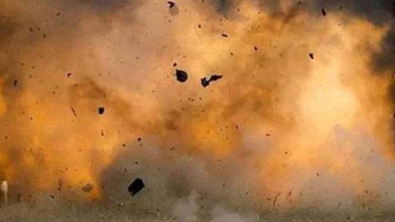 کوئٹہ: مغربی بائی پاس پر پولیس کی گاڑی کے قریب دستی بم حملہ، ایک اہلکار زخمی