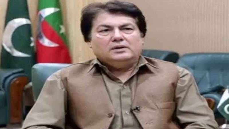 بشریٰ بی بی کے بیان کو غلط سیاق و سباق میں پیش کیا جا رہا ہے: بیرسٹر سیف