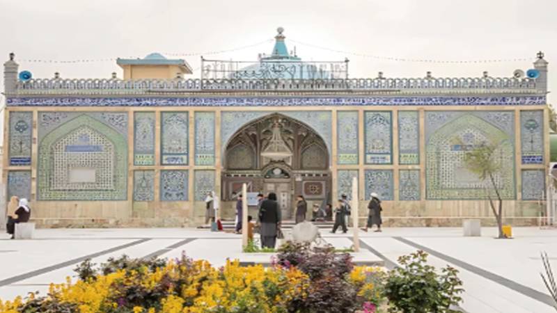 افغانستان میں ایک مزار پر مسلح شخص کی نمازیوں پر فائرنگ؛ 10 افراد شہید