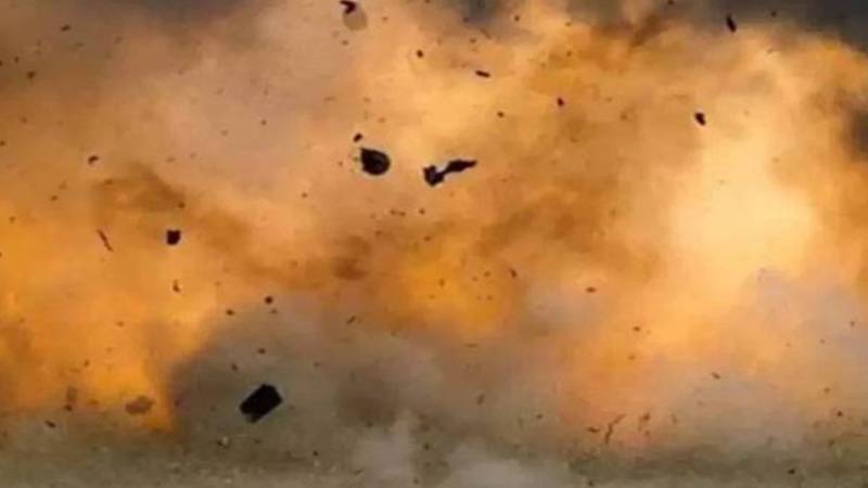 باجوڑ: دو دھماکوں میں پولیس اہلکار سمیت 2 افراد جاں بحق