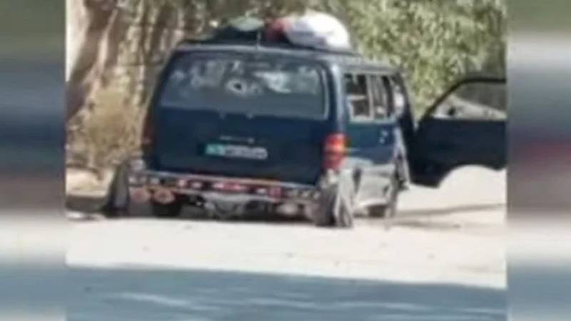 پاراچنار میں خیبر پختونخوا حکومت کے ہیلی کاپٹر پر فائرنگ، ذرائع
