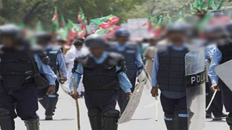 اسلام آباد: پی ٹی آئی کے 24 نومبر احتجاج سے قبل 200 کارکن گرفتار، اسلحہ برآمد