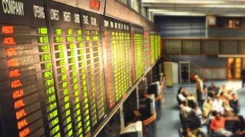 پاکستان اسٹاک ایکسچینج میں اتار چڑھاؤ، 100 انڈیکس 99,819 پوائنٹس تک پہنچا، پھر منفی ہو گیا