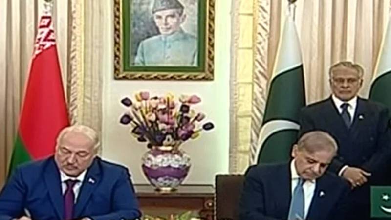 شہباز شریف اور بیلاروس کے صدر کی ملاقات، اقتصادی و تجارتی تعلقات مزید مستحکم کرنے کا عزم