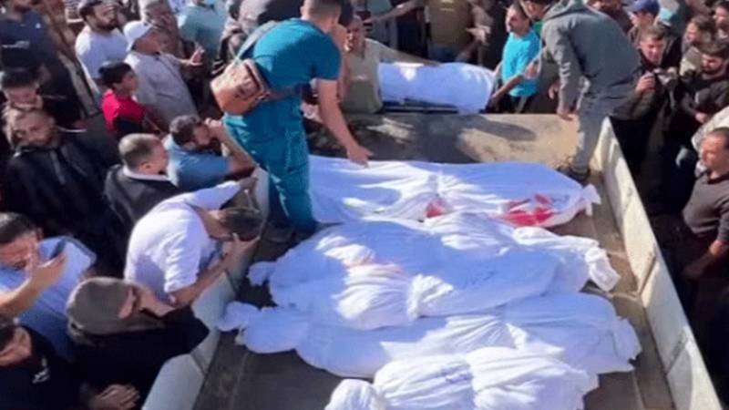 غزہ میں اسرائیلی بمباری جاری، انسانی بحران شدت اختیار کر گیا
