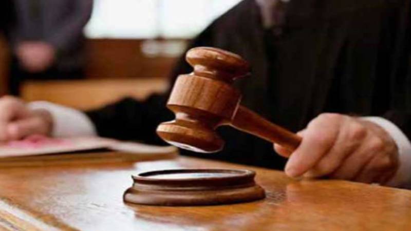 تحریک انصاف کے پانچ رہنماؤں کو جوڈیشل ریمانڈ پر جیل بھیج دیا گیا