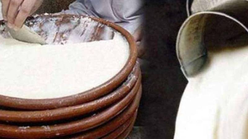 لاہور: دودھ 200 اور دہی 230 روپے فی کلو، شہری انتظامیہ پر برہم۔