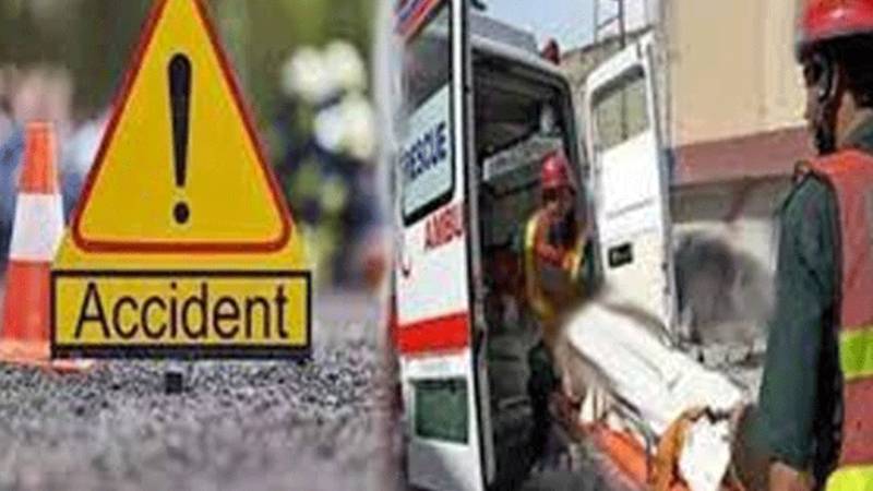 فیروزوالہ: سکول بس حادثے میں 20 سے زائد بچے زخمی