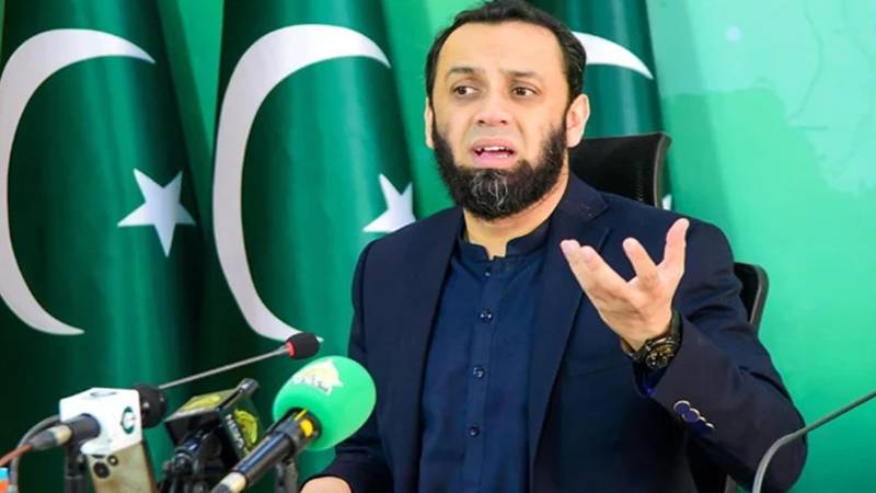 تحریکِ انصاف صحافیوں کو آن لائن ہراساں کرنے کی مہم چلا رہی ہے، وزیرِ اطلاعات