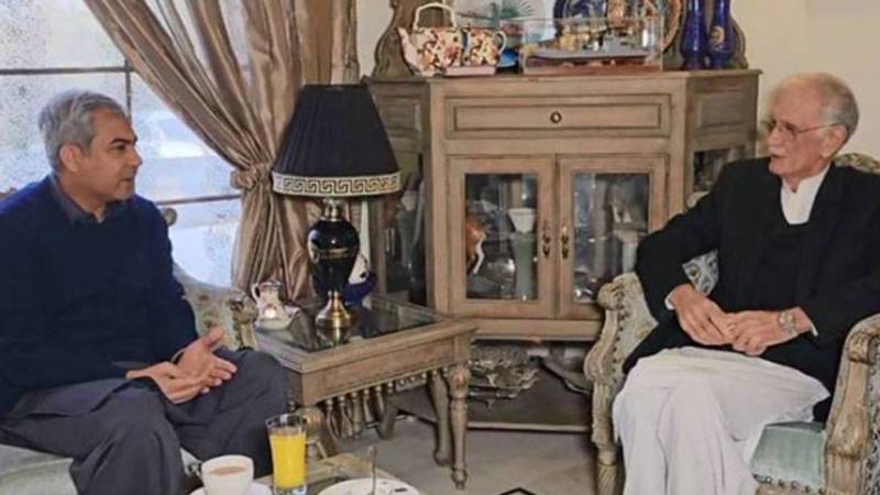 وفاقی وزیر داخلہ محسن نقوی اور پرویز خٹک کا ملکی ترقی میں رکاوٹ ڈالنے والوں کے خلاف سخت موقف