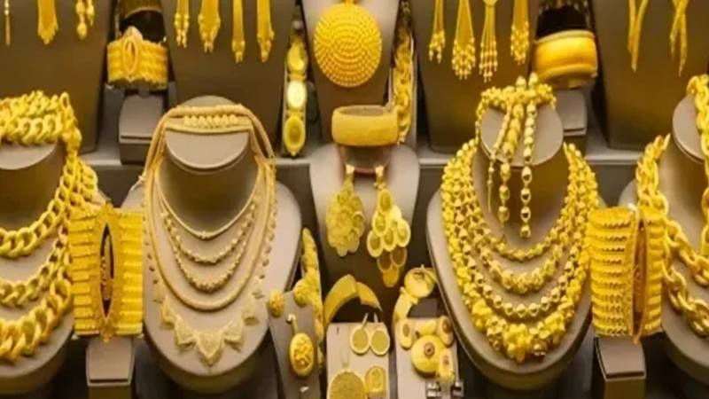 سونے کی قیمت میں 2300 روپے کا اضافہ، فی تولہ 2 لاکھ 82 ہزار 800 روپے ہوگئی