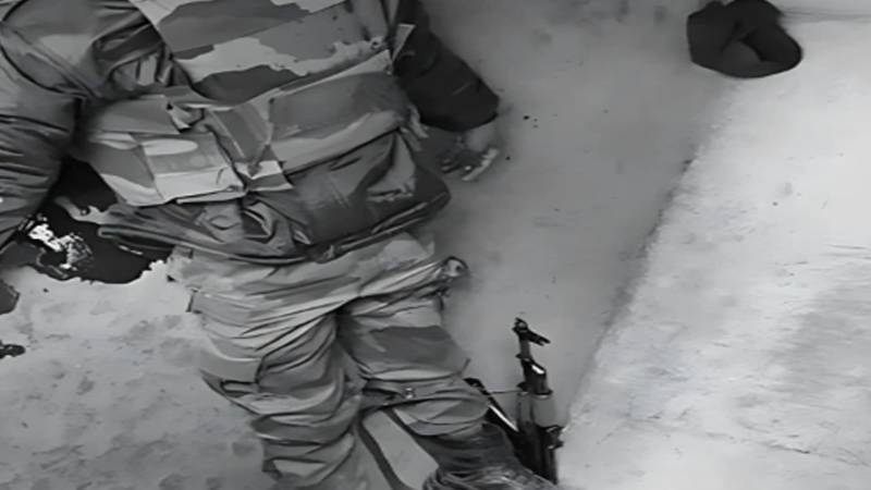 مقبوضہ کشمیر؛ ایک اور بھارتی فوجی نے خود کو گولی مار کر اپنی زندگی کا خاتمہ کرلیا