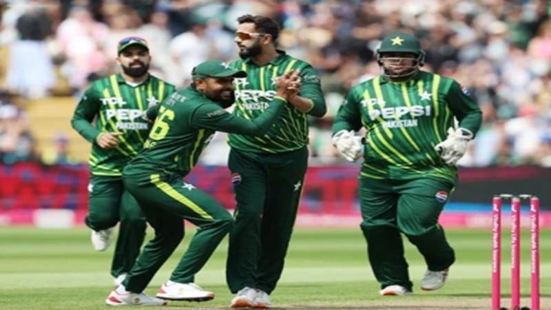 عماد وسیم نے انٹرنیشنل کرکٹ سے ریٹائرمنٹ کا اعلان کردیا