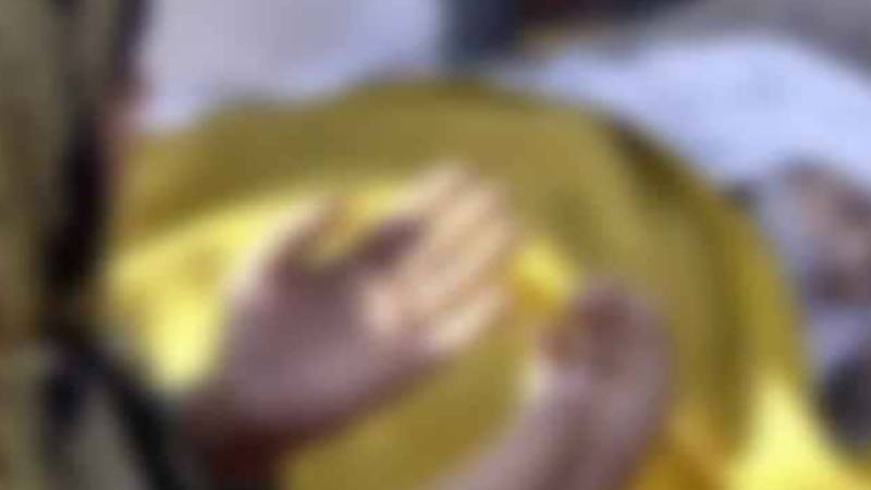 ماں کا لرزہ خیز اقدام، جڑواں بچوں کے گلے کاٹ دیے