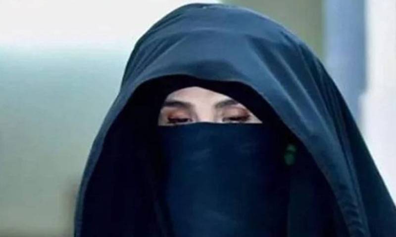 بشریٰ بی بی نے 9 مئی سمیت تمام 23 مقدمات میں خود کو سرنڈر کردیا