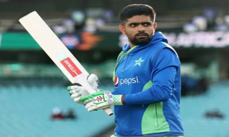 بابر اعظم ایک اور تاریخی سنگ میل عبور کرنے کے قریب، ویرات کوہلی اور ہاشم آملہ کو پیچھے چھوڑنے کا موقع