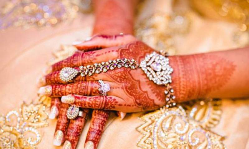  شادی کی تقریب میں دولہے کا دلہن کو دیکھتے ہی انکار
