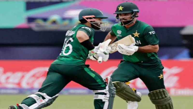 فخر زمان کا بابراعظم کو ڈراپ کرنے والے ٹوئٹ پر وضاحت، پی سی بی پر تنقید کی تردید