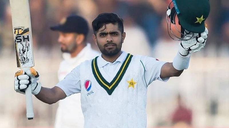بابر اعظم نے ٹیسٹ کرکٹ میں 4 ہزار رنز مکمل کر لیے