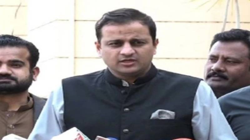 سڑکیں بند کرنے والے مزار قائد کے قریب خالی میدان میں پُرامن احتجاج کریں:میئر کراچی