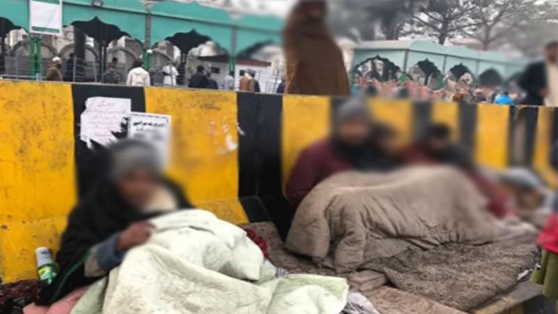 کراچی میں سردی کی لہر برقرار، کم سے کم درجہ حرارت 10.5 ڈگری سینٹی گریڈ ریکارڈ
