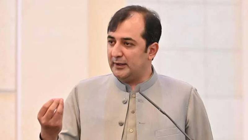 گلگت بلتستان کے سابق وزیرِ اعلیٰ خالد خورشید کو 34 سال قید کی سزا