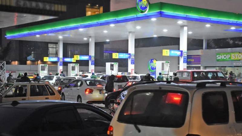 پیٹرولیم مصنوعات کی قیمتوں میں اضافہ، عوام پریشان