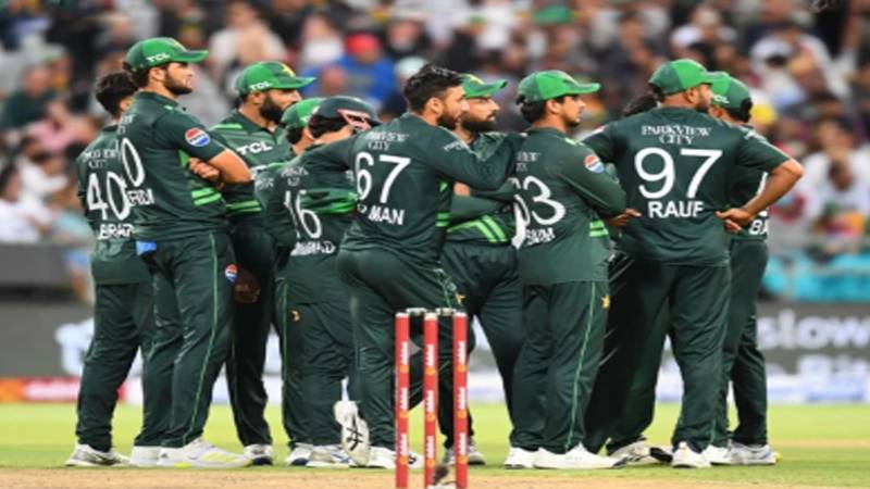 چیمپئنز ٹرافی 2025 کیلئے پاکستانی اسکواڈ میں سینئر کھلاڑیوں کی واپسی متوقع