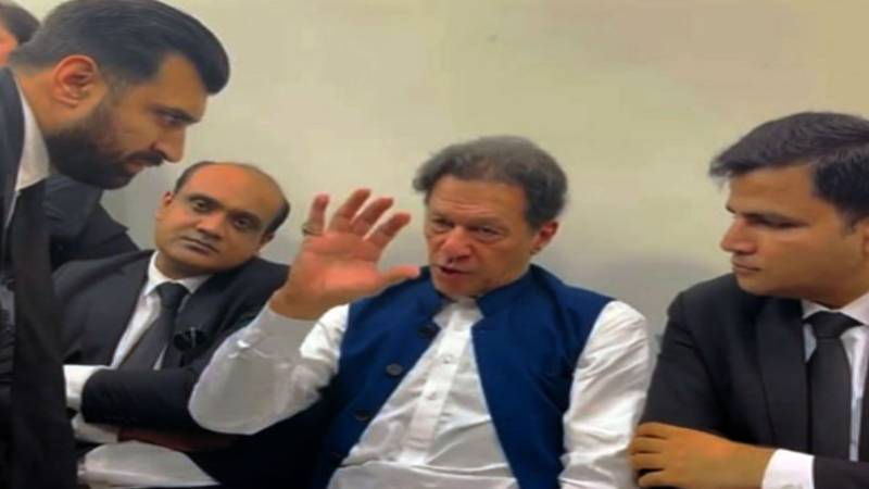 عمران خان کی حکومت سے مذاکرات سے قبل پی ٹی آئی کو اہم ہدایت