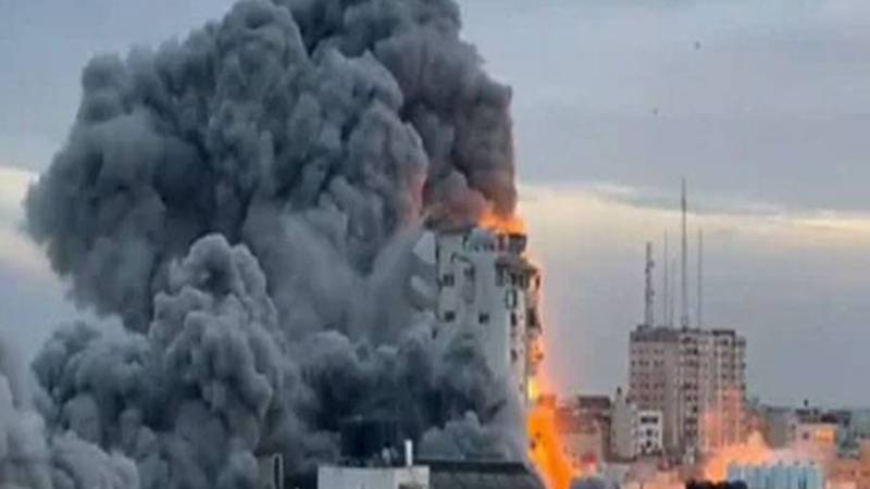 غزہ پر اسرائیلی بمباری: مزید 63 فلسطینی شہید، جنگ بندی مذاکرات کا اعلان