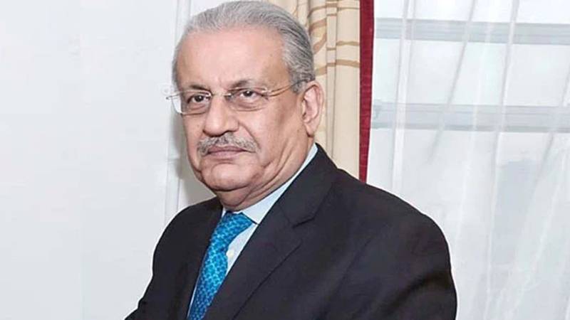 وفاقی کابینہ میں توسیع بلا جواز ہے، ’رائٹ سائزنگ‘ قابلِ مذمت: رضا ربانی