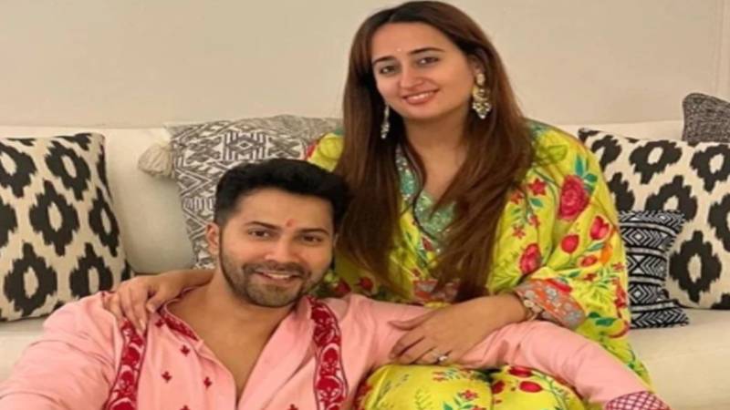 ورون دھون اور اہلیہ نتاشا نے ممبئی میں 44 کروڑ کی لگژری پراپرٹی خرید لی