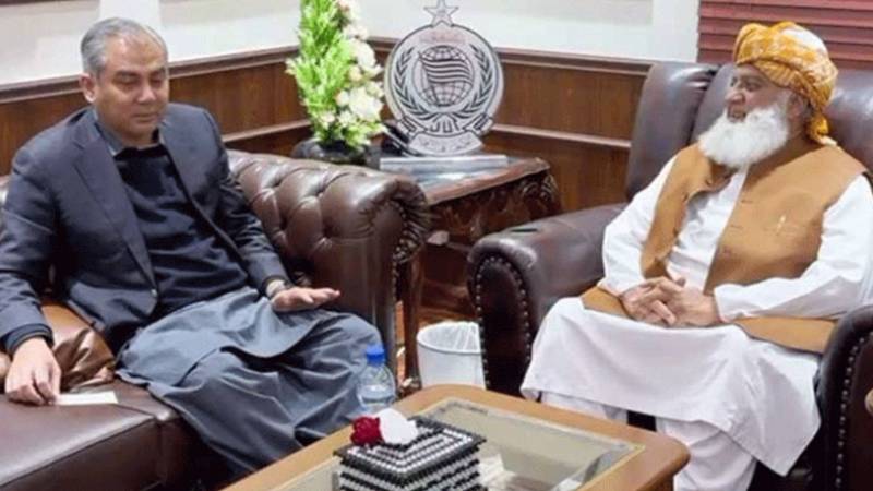 محسن نقوی کی مولانا فضل الرحمٰن سے ملاقات، ملکی صورتحال پر تبادلہ خیال