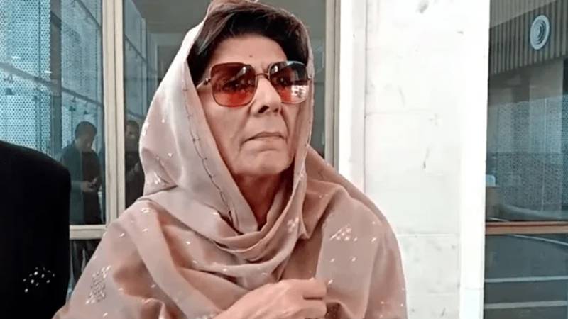 جب عمران خان نے باہر آنا ہوا، فجر کے وقت جیل کا دروازہ کھل جائے گا:علیمہ خان