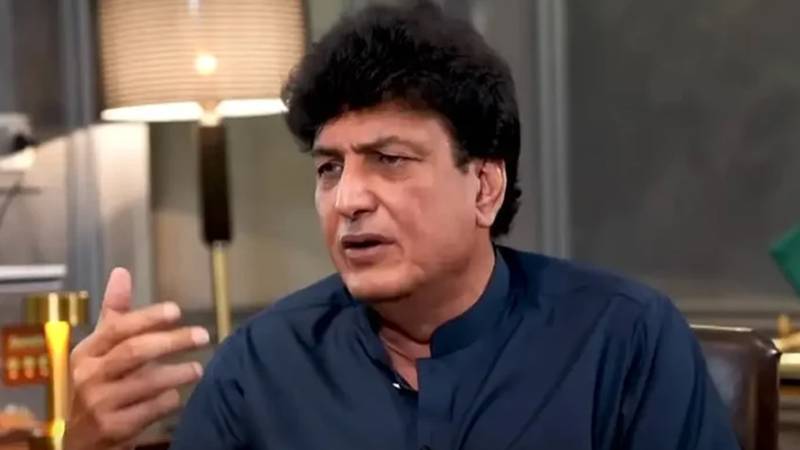 لاہور ہائی کورٹ نے خلیل الرحمٰن قمر ہنی ٹریپ کیس کا ٹرائل ایک ماہ میں مکمل کرنے کا حکم دے دیا