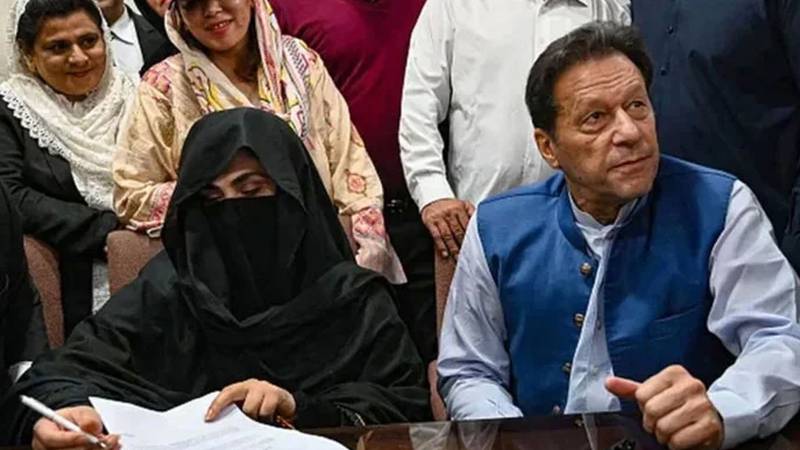 توشہ خانہ ٹو کیس: ایف آئی اے نے عدالتی معاونت کے لیے جے آئی ٹی تشکیل دی
