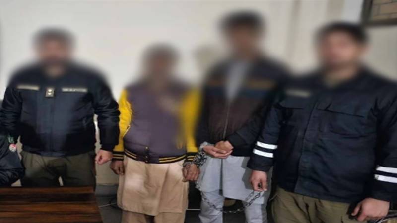 لاہور: مغلپورہ میں خاتون کے قتل کے ملزمان باپ بیٹے کو گرفتار کر لیا گیا