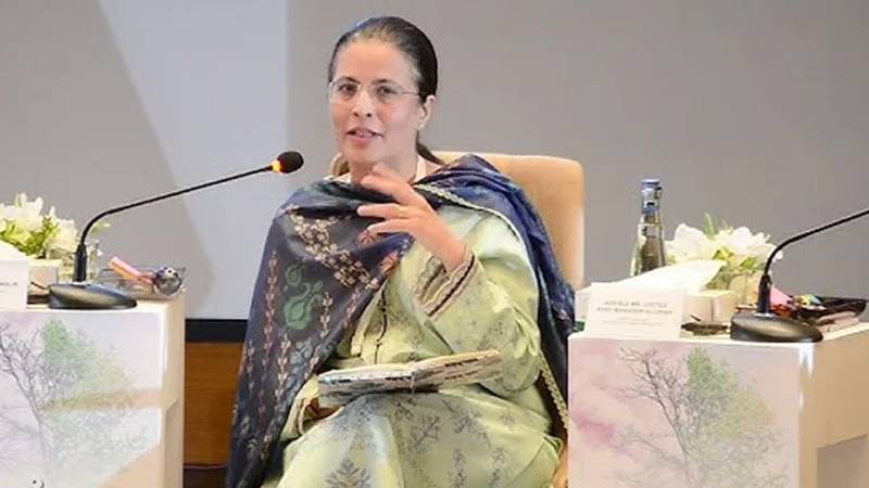 جانوروں پر ظلم کرنے والوں کے لیے سخت سزا ضروری:جسٹس عائشہ اے ملک