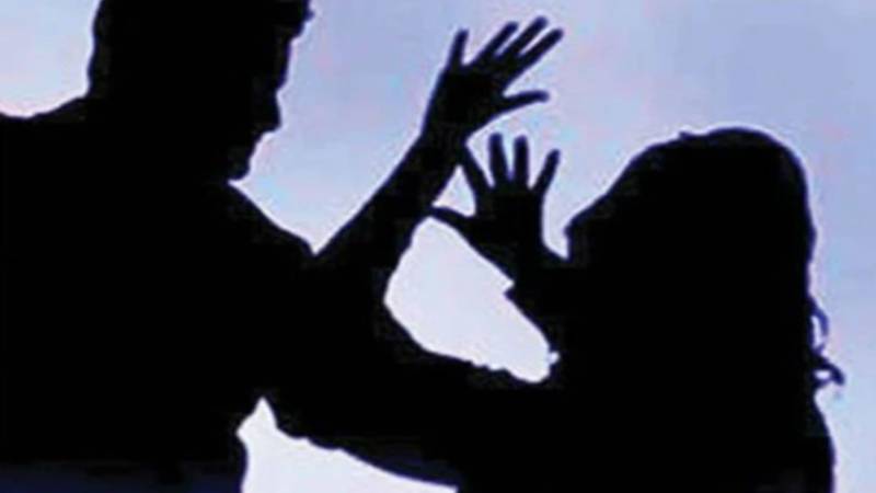 بیوی پر تشدد کرنے والے شوہر کے خلاف مقدمہ درج