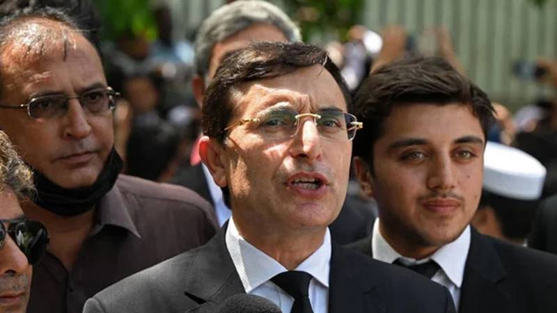 بانی پی ٹی آئی کا مطالبہ: 7 دن میں کمیشن نہ بنا تو چوتھی میٹنگ نہیں ہو گی، بیرسٹر گوہر