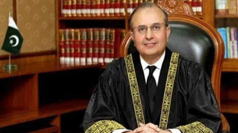 سپریم کورٹ: بینچز اختیارات کیس مقرر نہ ہونے پر ججز کا چیف جسٹس کو خط